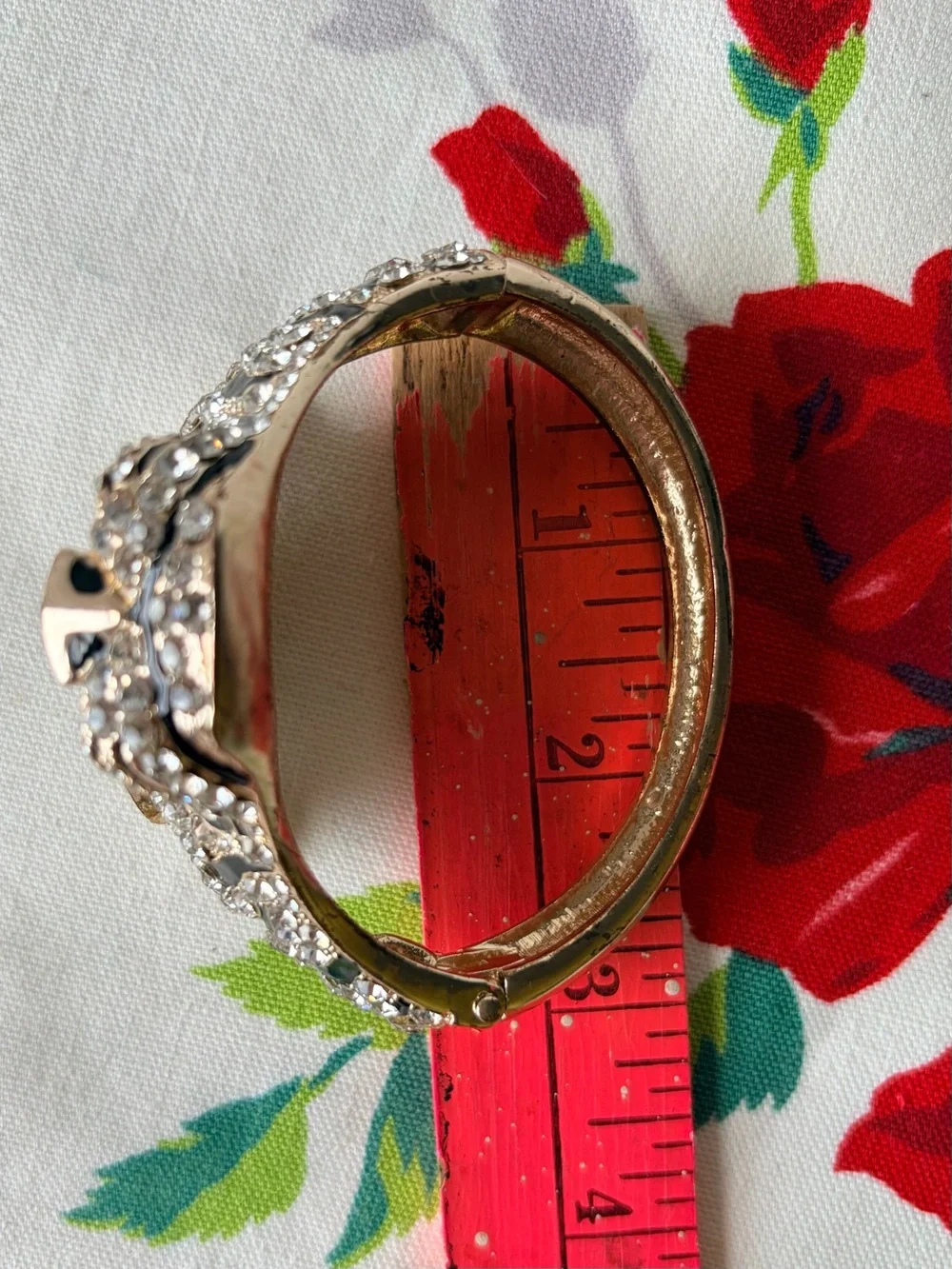 Vintage Crystal Tiger Head Bracelet - Gold Tone with Black and Clear Accents
